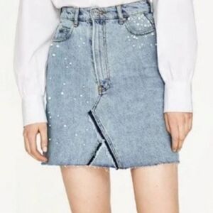 NWOT  Zara Blue Jean Skirt with Pearls Premium Denim Collection Size XS  NL